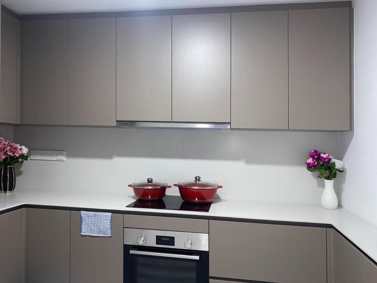 Astra @ Eaton Residences Kl Kuala Lumpur Eksteriør bilde