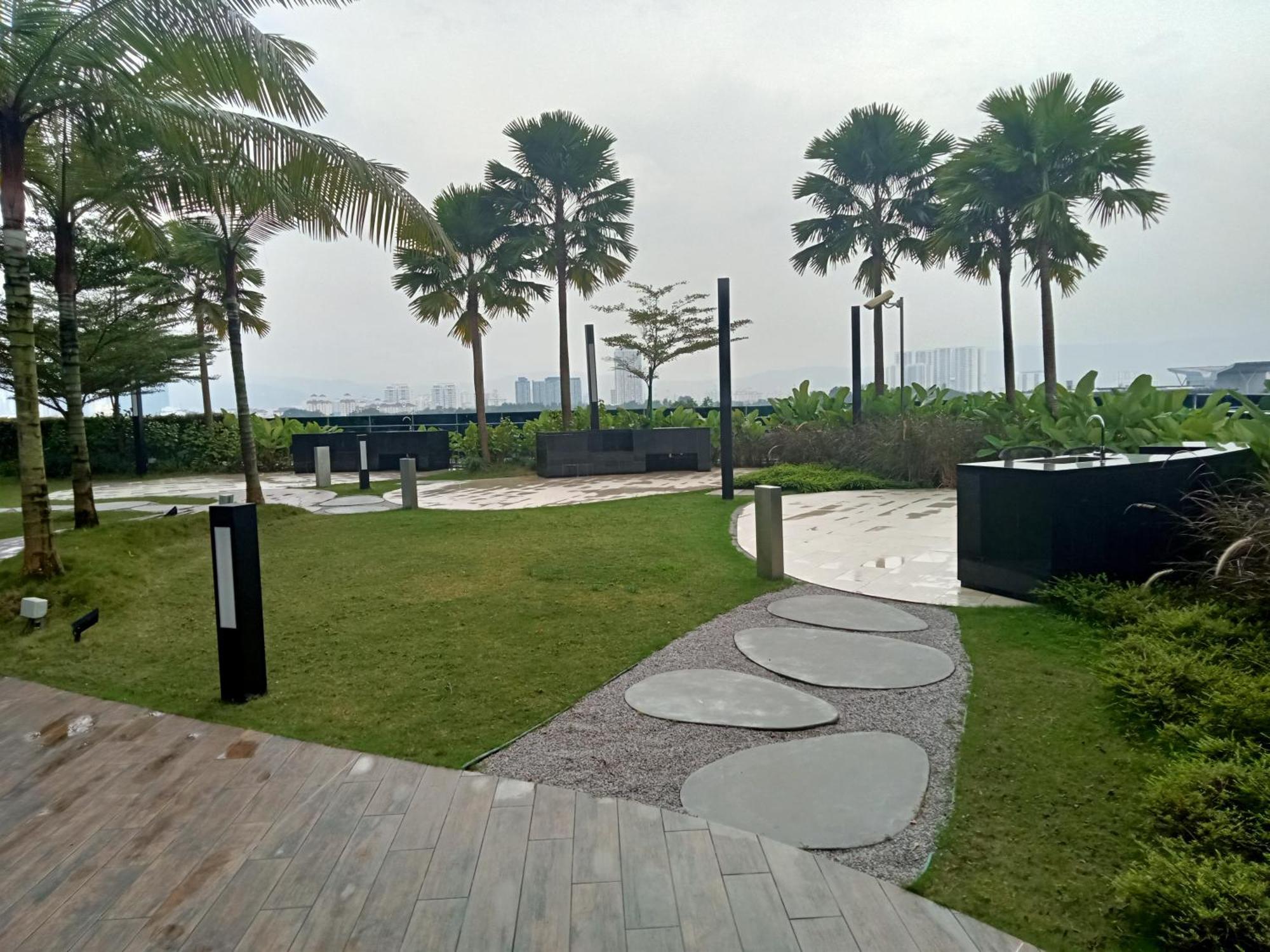 Astra @ Eaton Residences Kl Kuala Lumpur Eksteriør bilde